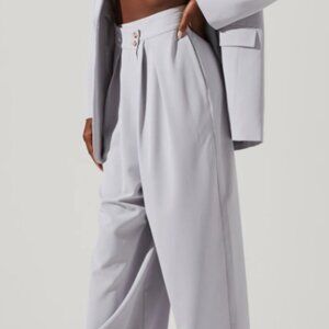 ASTR the Brand Boyfriend Criss Cross Pleated Wide Leg Pants